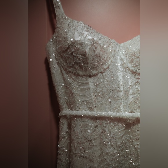 Pallas Couture Monte Carlo wedding dress - Picture 3 of 8